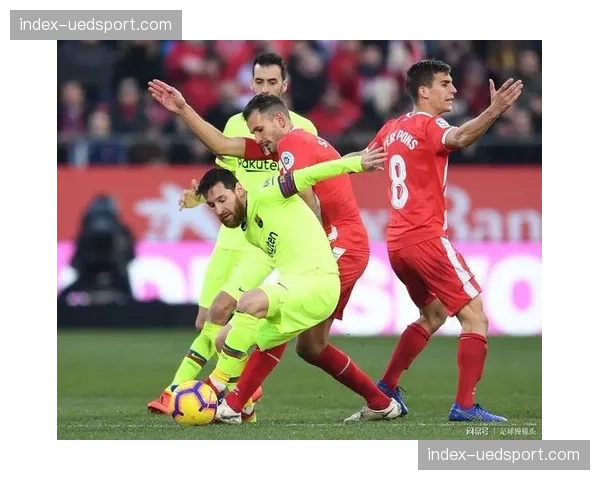 内讧风波后，摩纳哥更衣室举行会议，主帅与队长共同发声呼吁团结